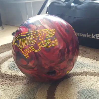 Brunswick Twisted Fury Bowling Ball